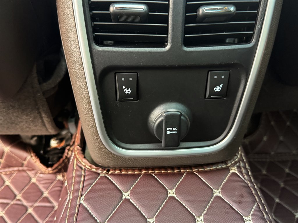 Chrysler 300 photo 11