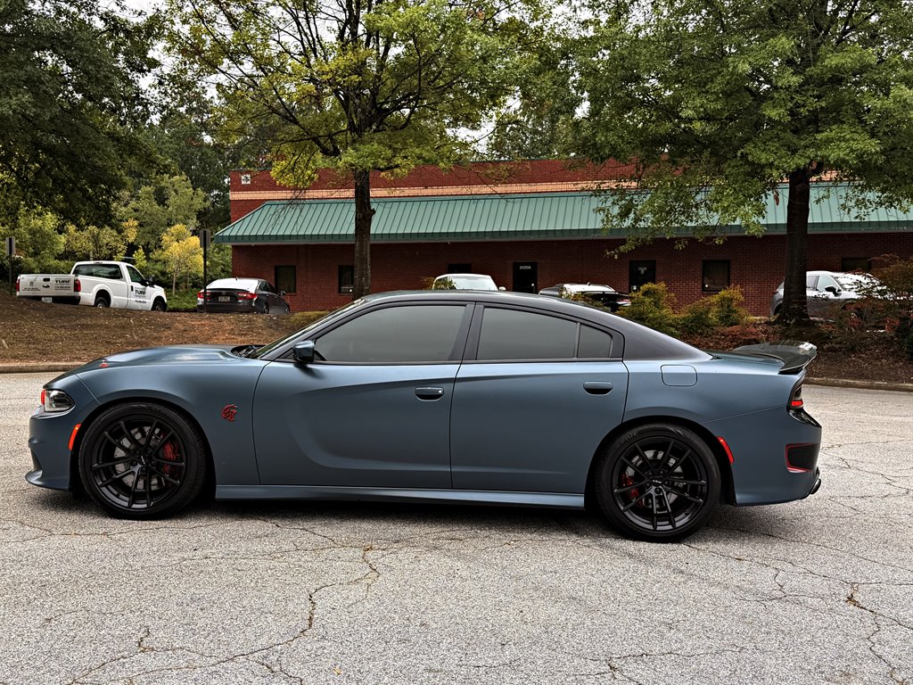 Dodge Charger photo 8