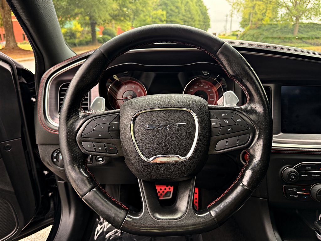 Dodge Charger photo 11