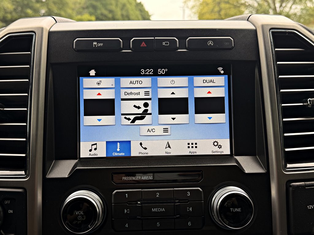 Ford F-150 photo 16