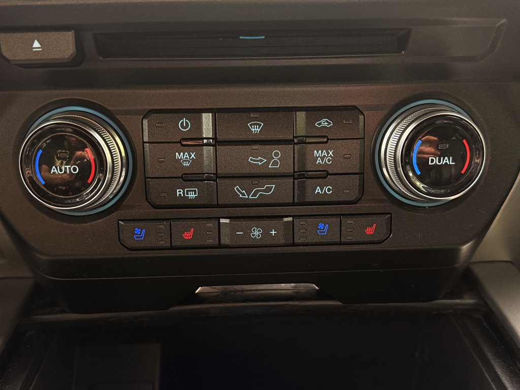 Ford F-150 photo 23