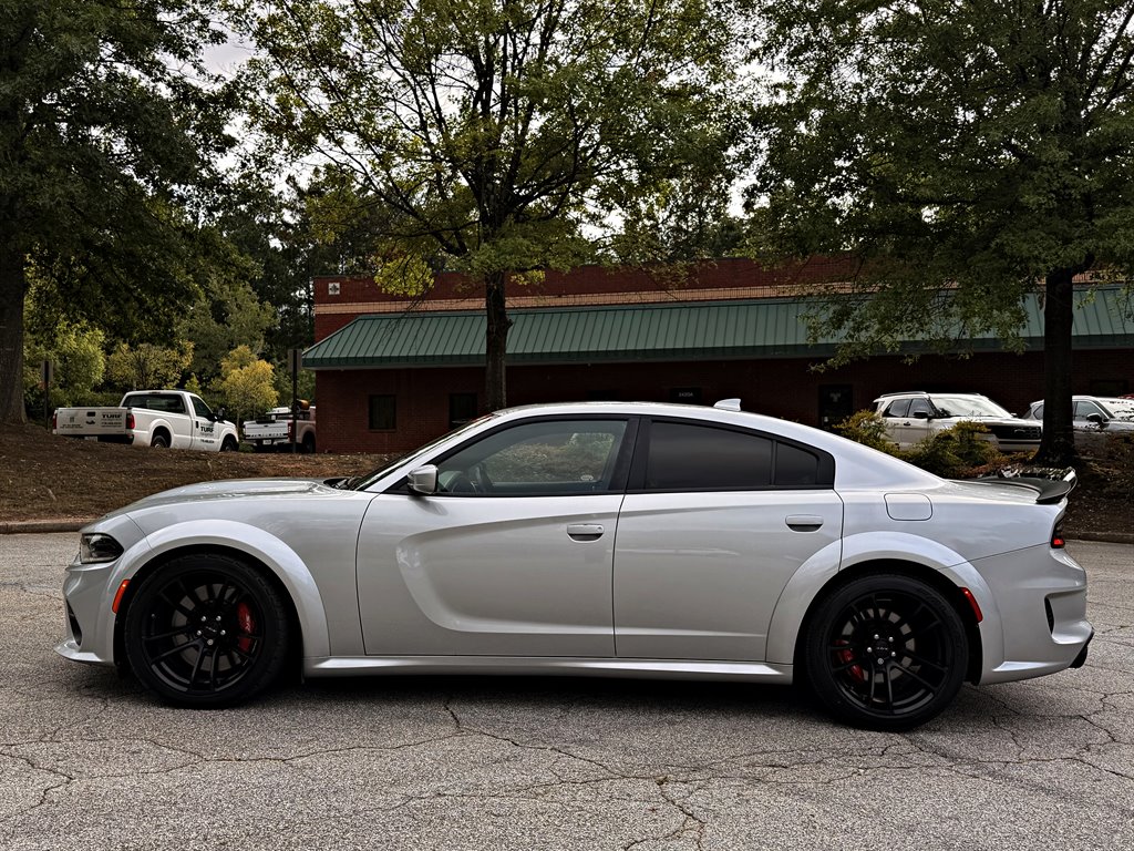 Dodge Charger photo 8