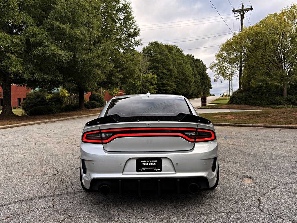 Dodge Charger photo 6