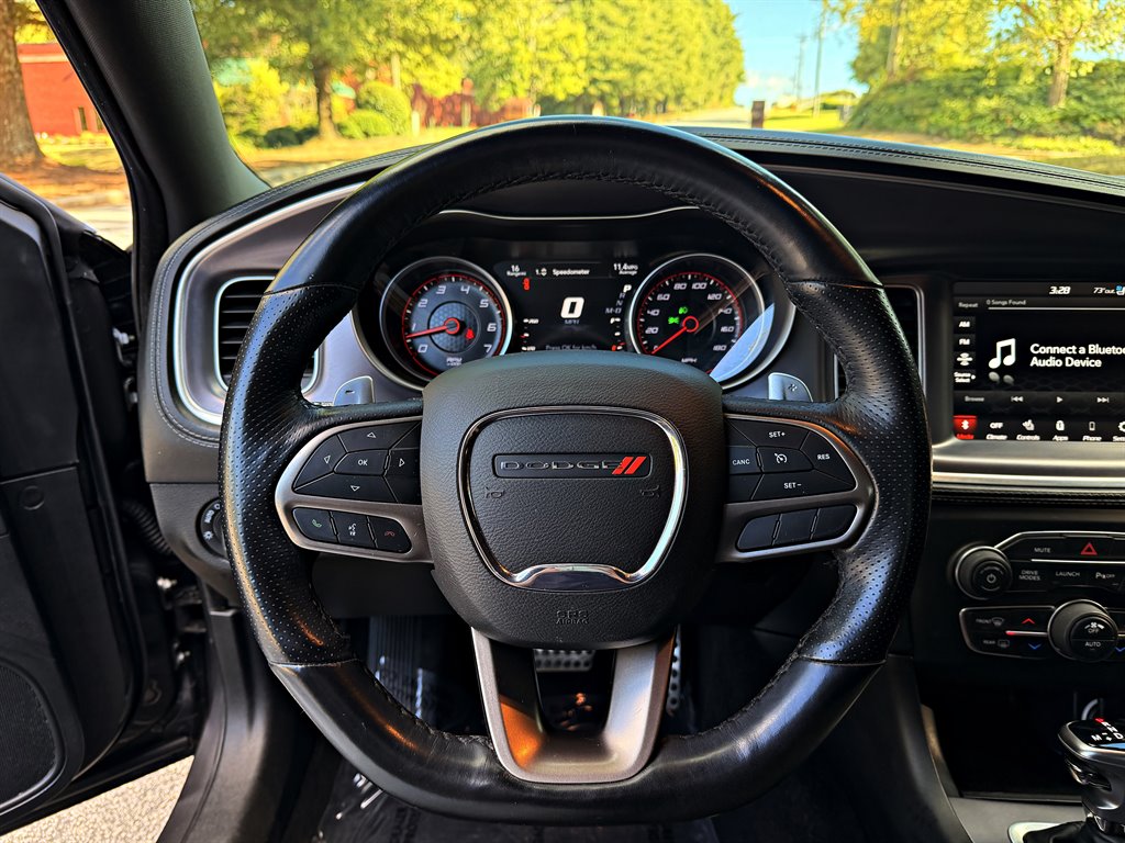Dodge Charger photo 12