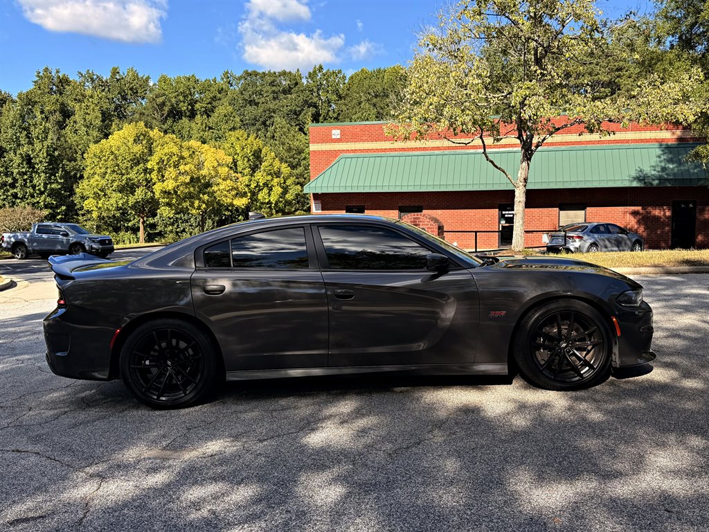 Dodge Charger photo 4