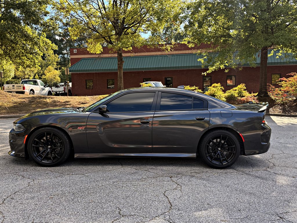 Dodge Charger photo 8
