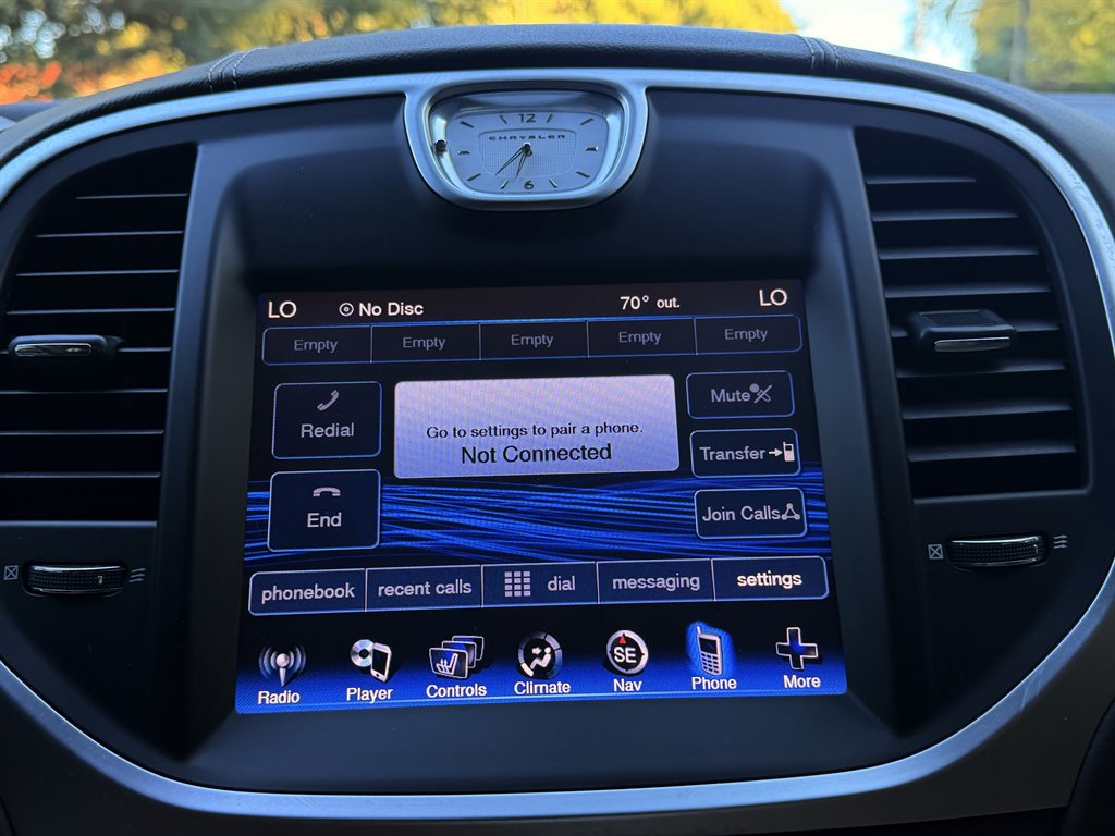 Chrysler 300 photo 19