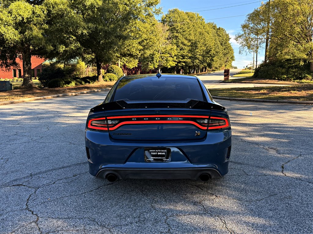 Dodge Charger photo 6