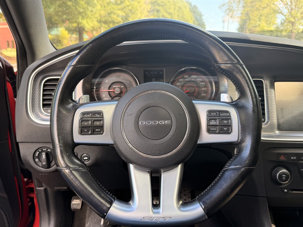 Dodge Charger photo 12