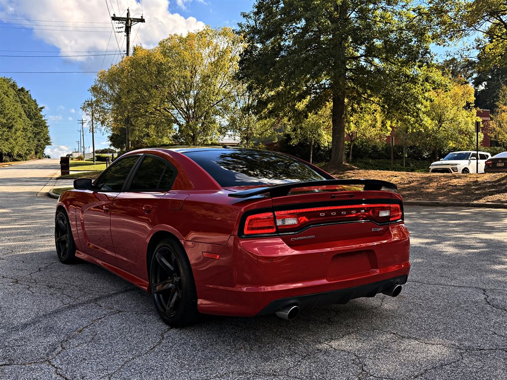 Dodge Charger photo 7