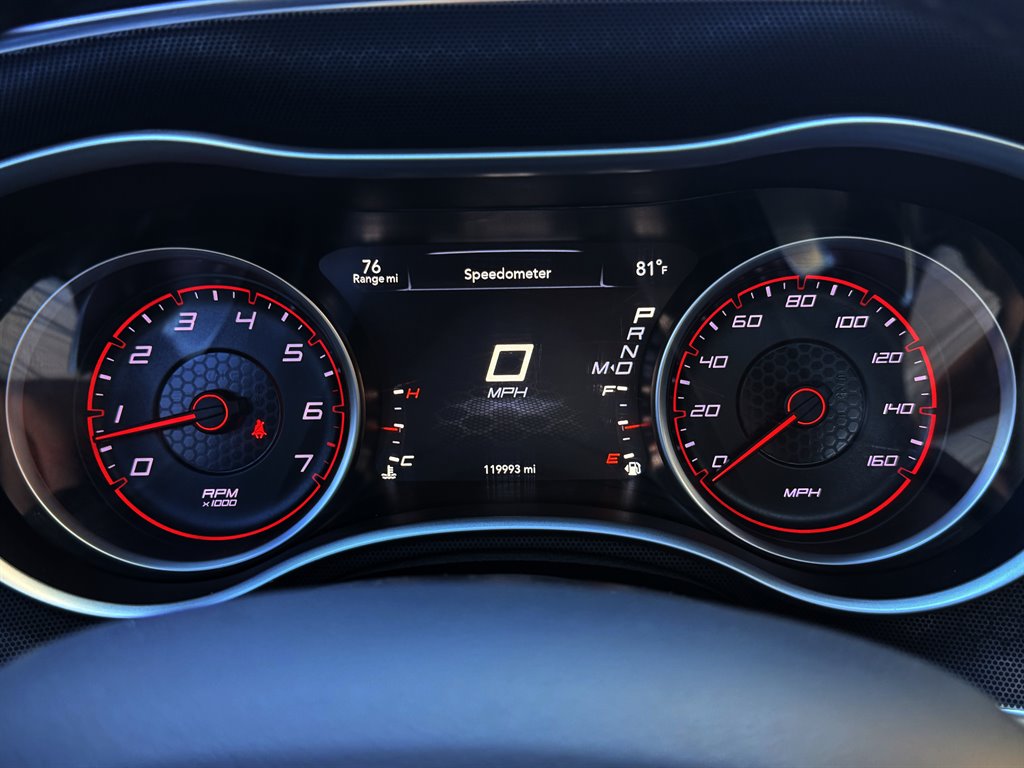 Dodge Charger photo 12
