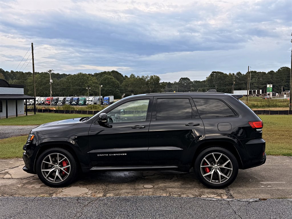 Jeep Grand Cherokee photo 8