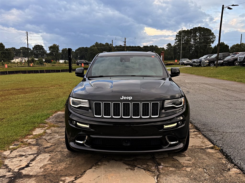 Jeep Grand Cherokee photo 2