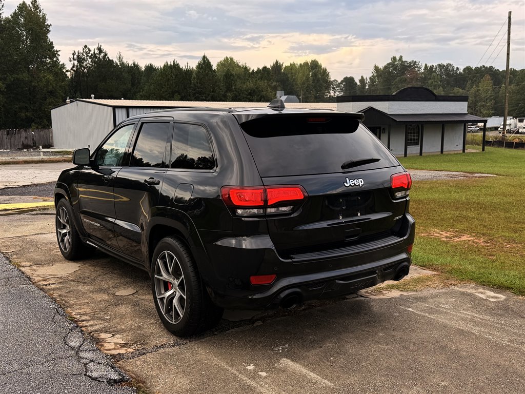 Jeep Grand Cherokee photo 7