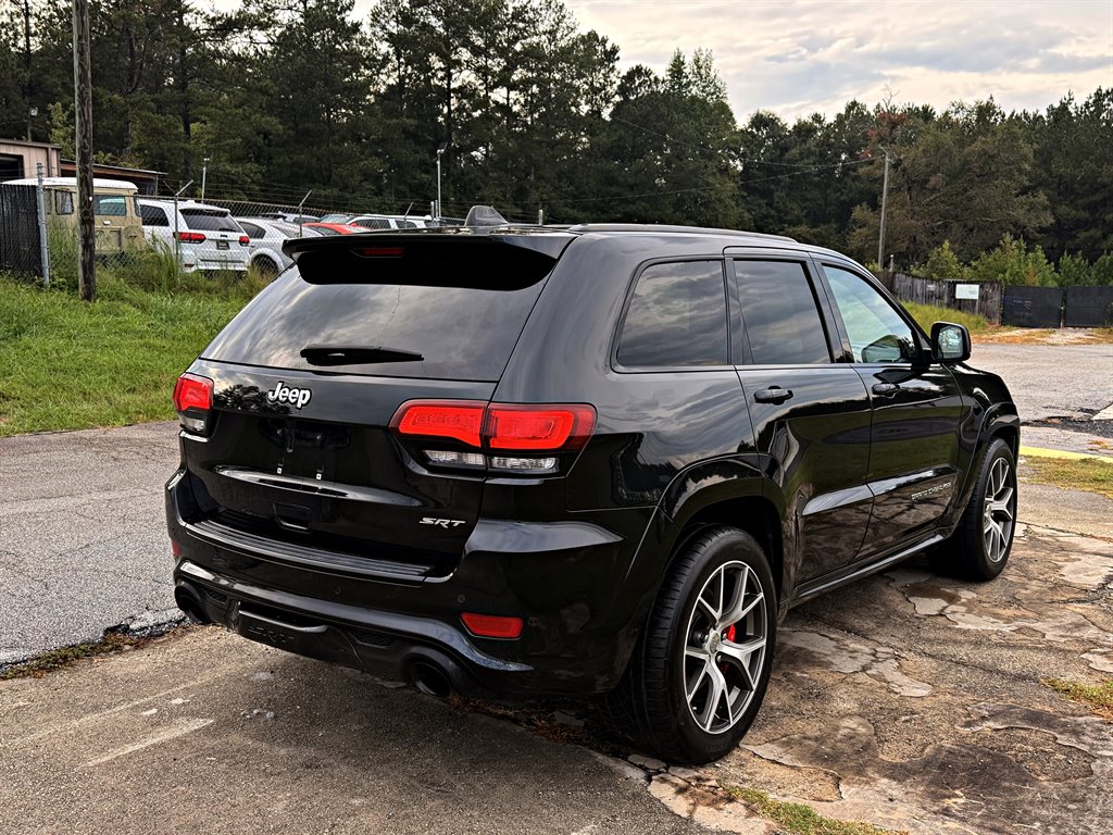 Jeep Grand Cherokee photo 5