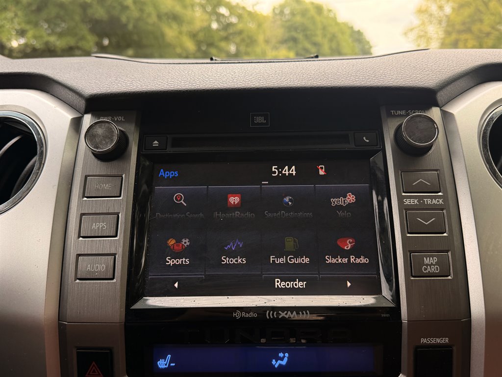 Toyota Tundra photo 17