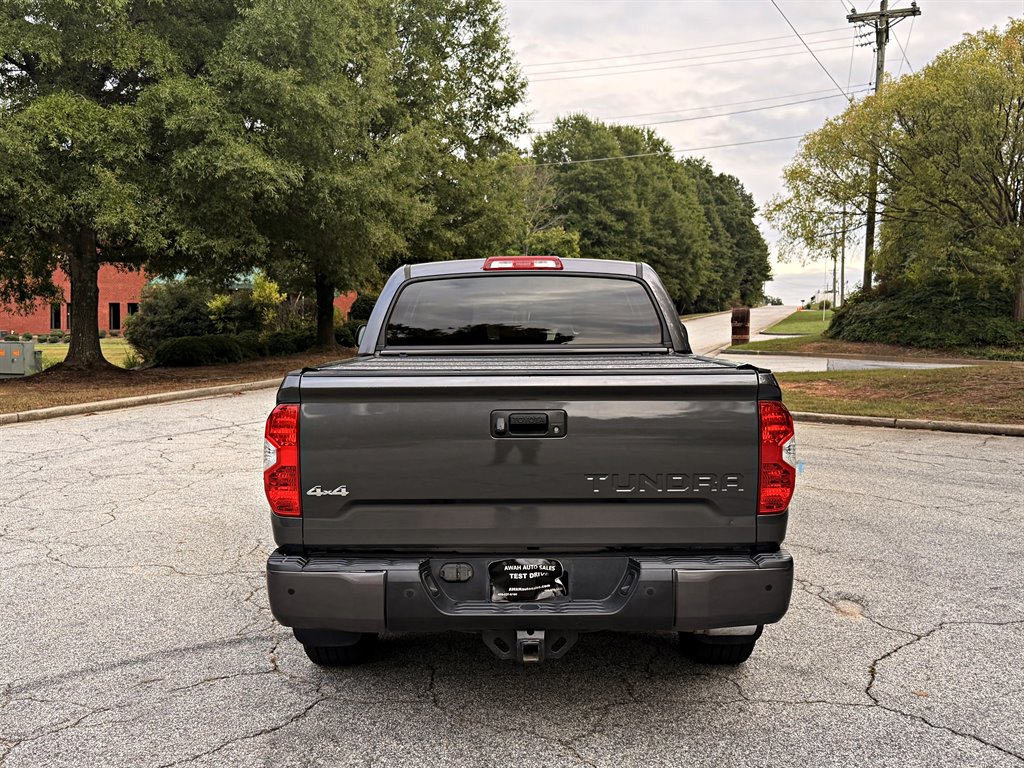 Toyota Tundra photo 6