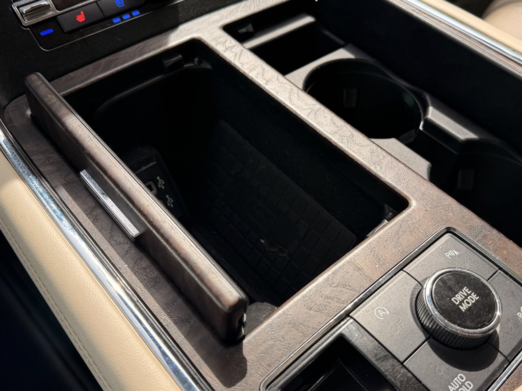 Lincoln Navigator photo 29