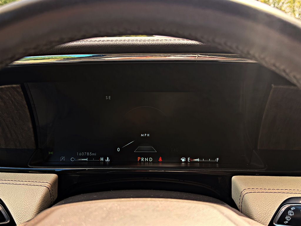 Lincoln Navigator photo 14