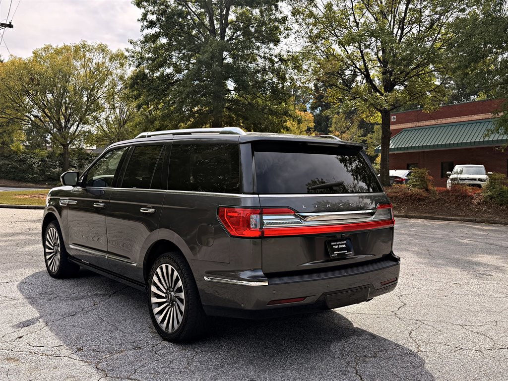 Lincoln Navigator photo 7