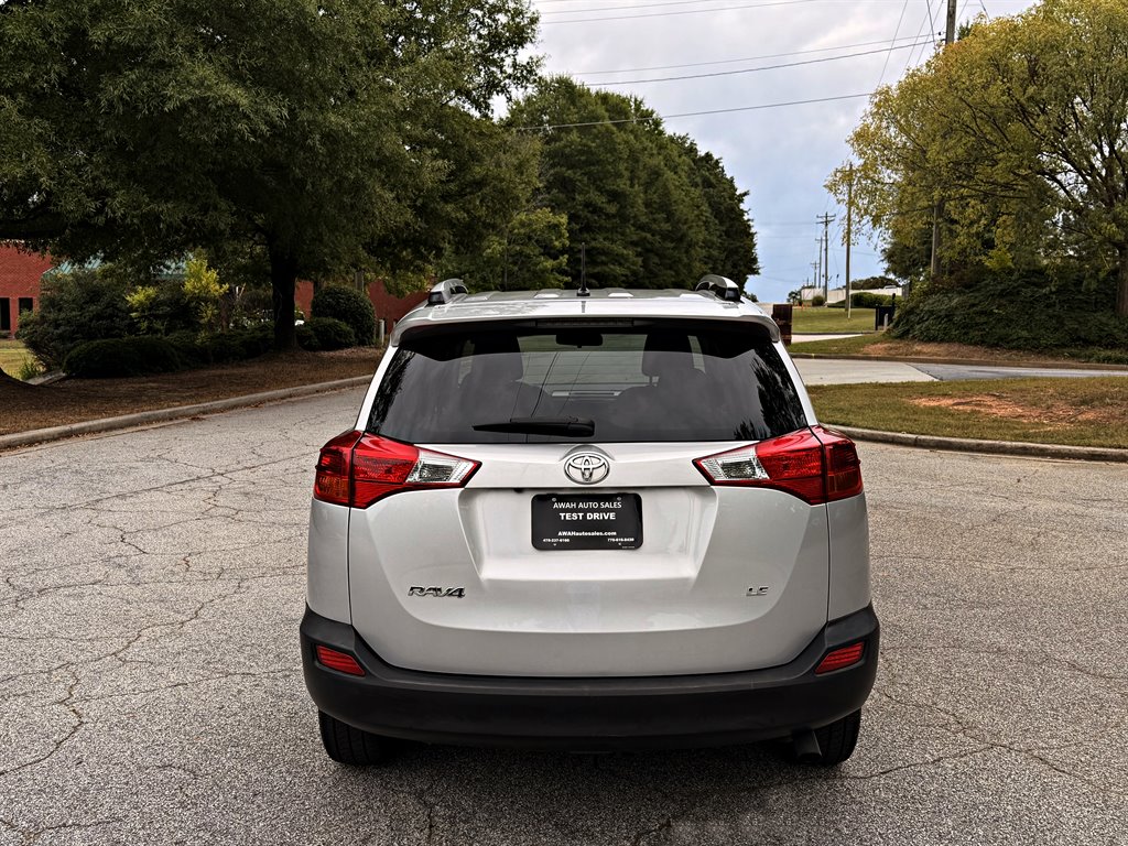 Toyota RAV4 photo 5