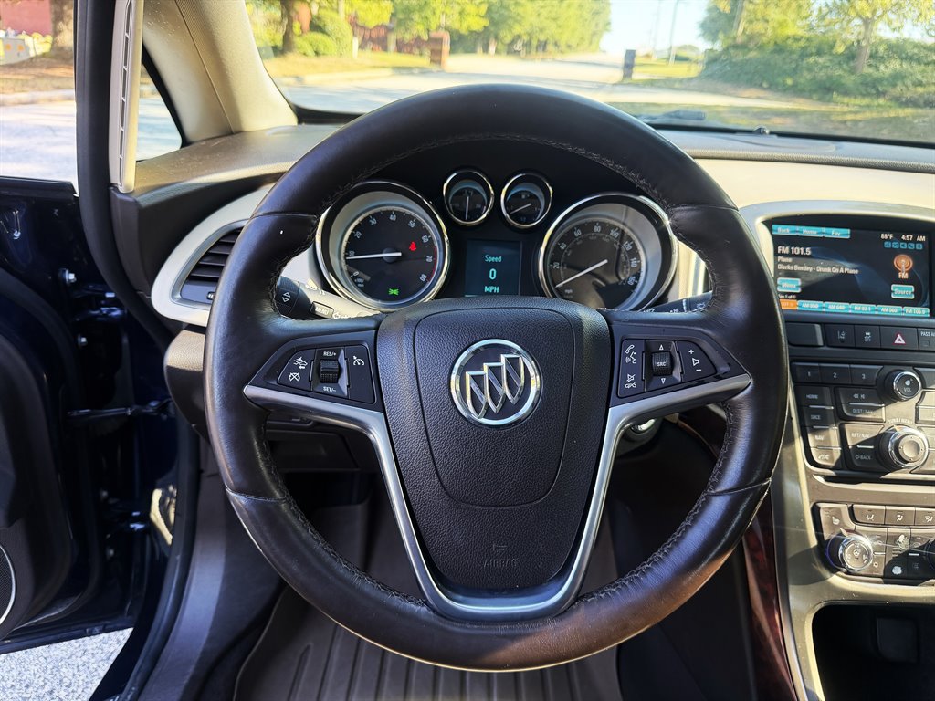 Buick Verano photo 10
