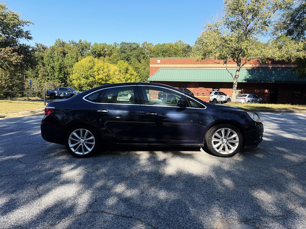 Buick Verano photo 3
