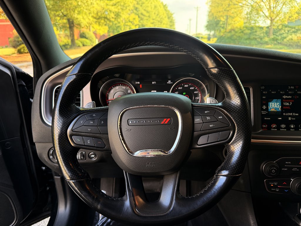 Dodge Charger photo 10