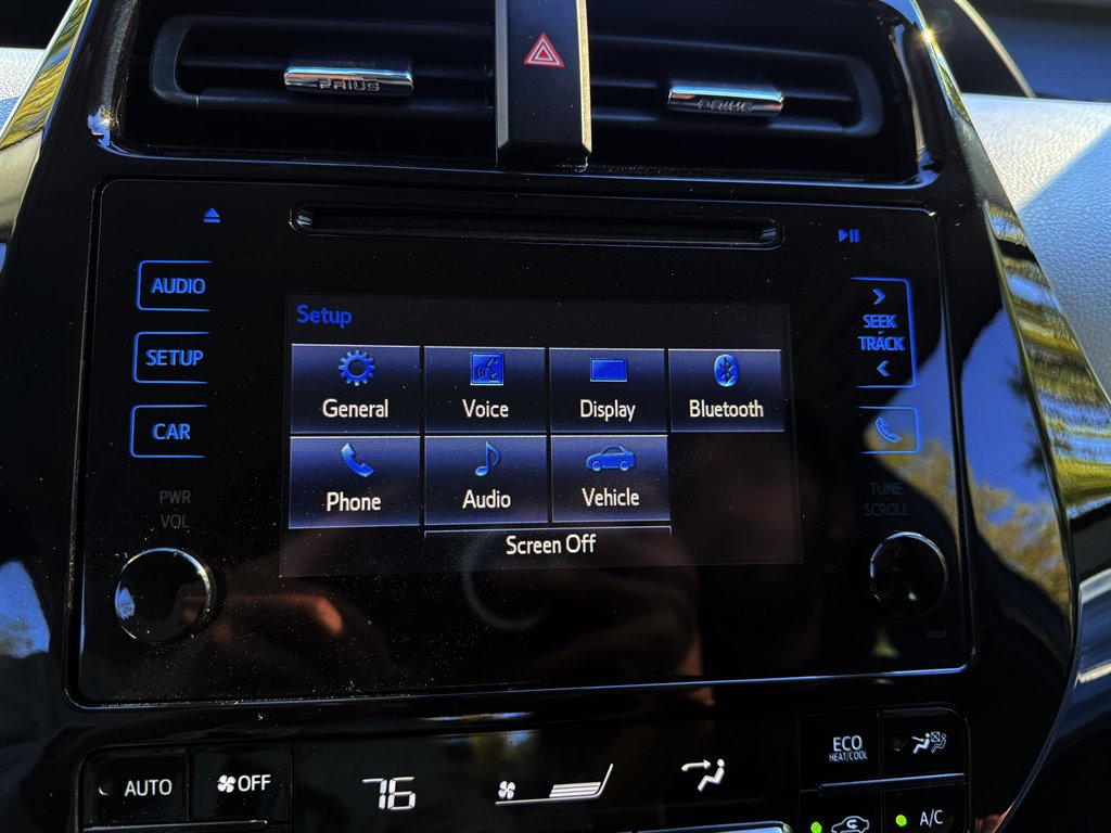 Toyota Prius photo 15