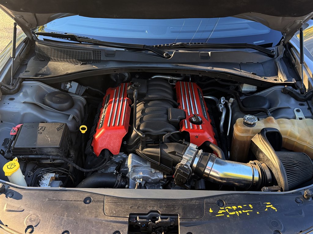 Dodge Charger photo 9
