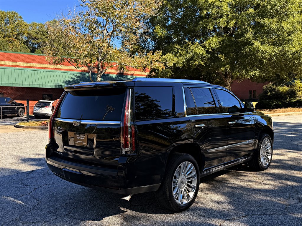 Cadillac Escalade photo 5