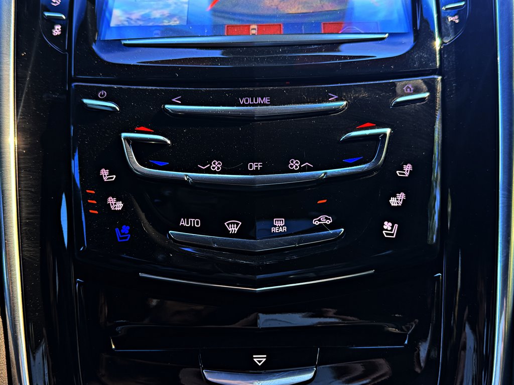 Cadillac Escalade photo 23