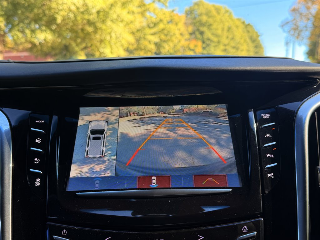 Cadillac Escalade photo 21