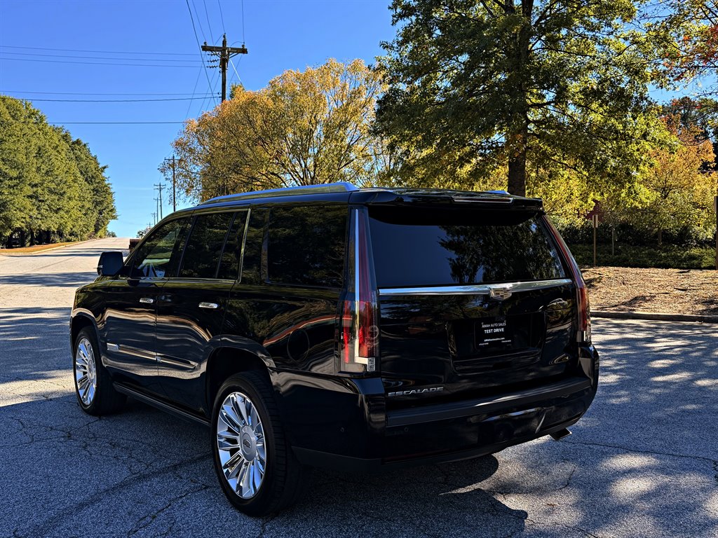 Cadillac Escalade photo 7