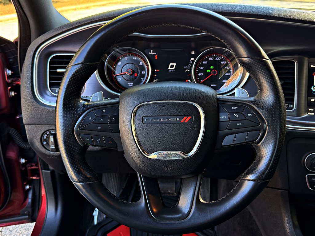 Dodge Charger photo 11