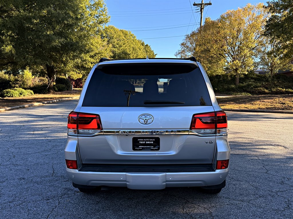 Toyota Land Cruiser photo 6