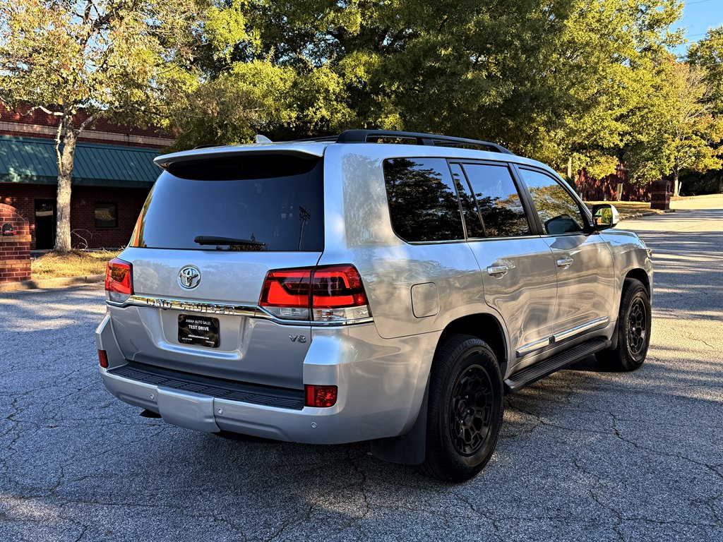 Toyota Land Cruiser photo 5