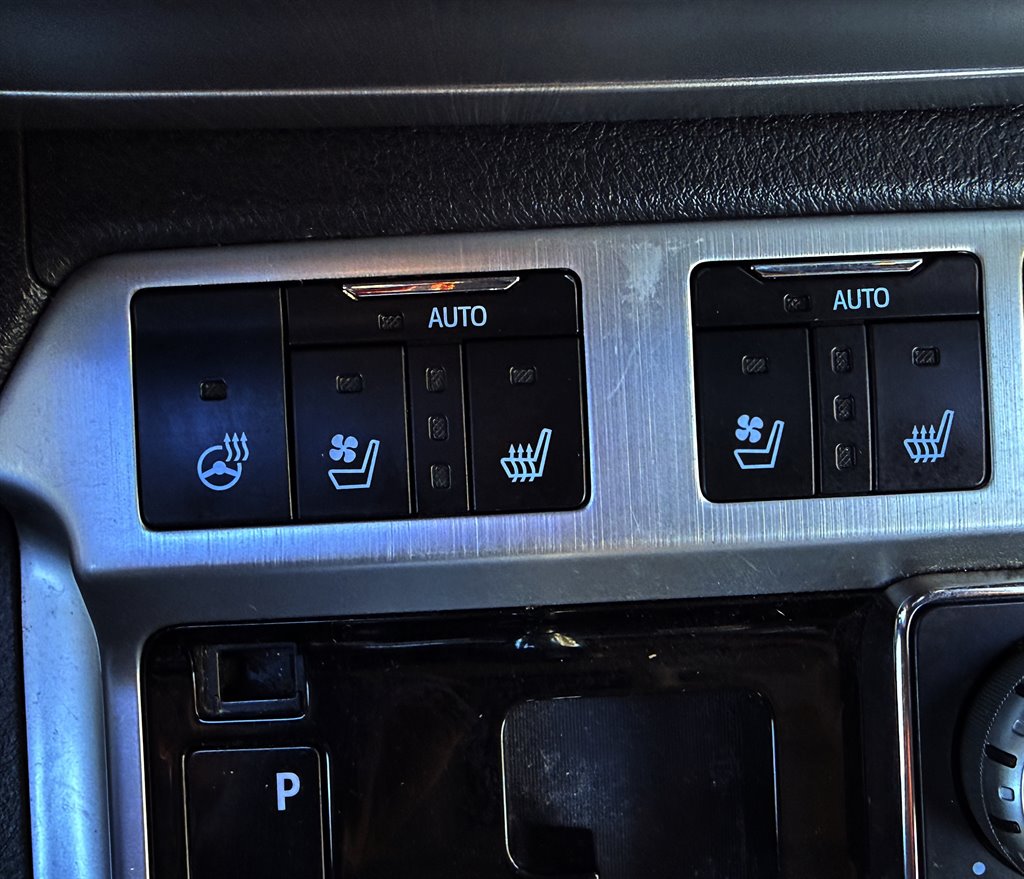 Toyota Land Cruiser photo 29