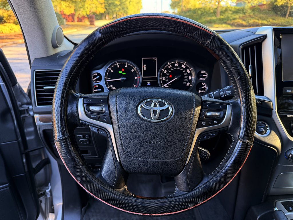 Toyota Land Cruiser photo 20