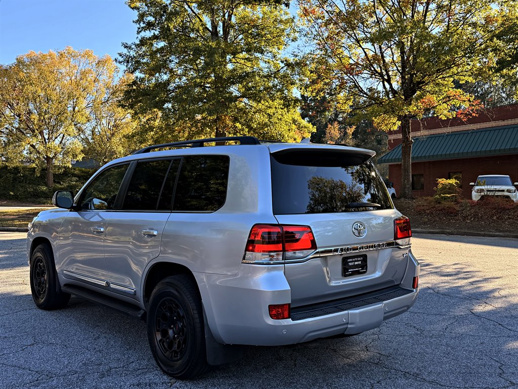Toyota Land Cruiser photo 7