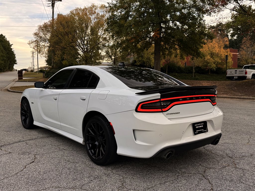 Dodge Charger photo 7