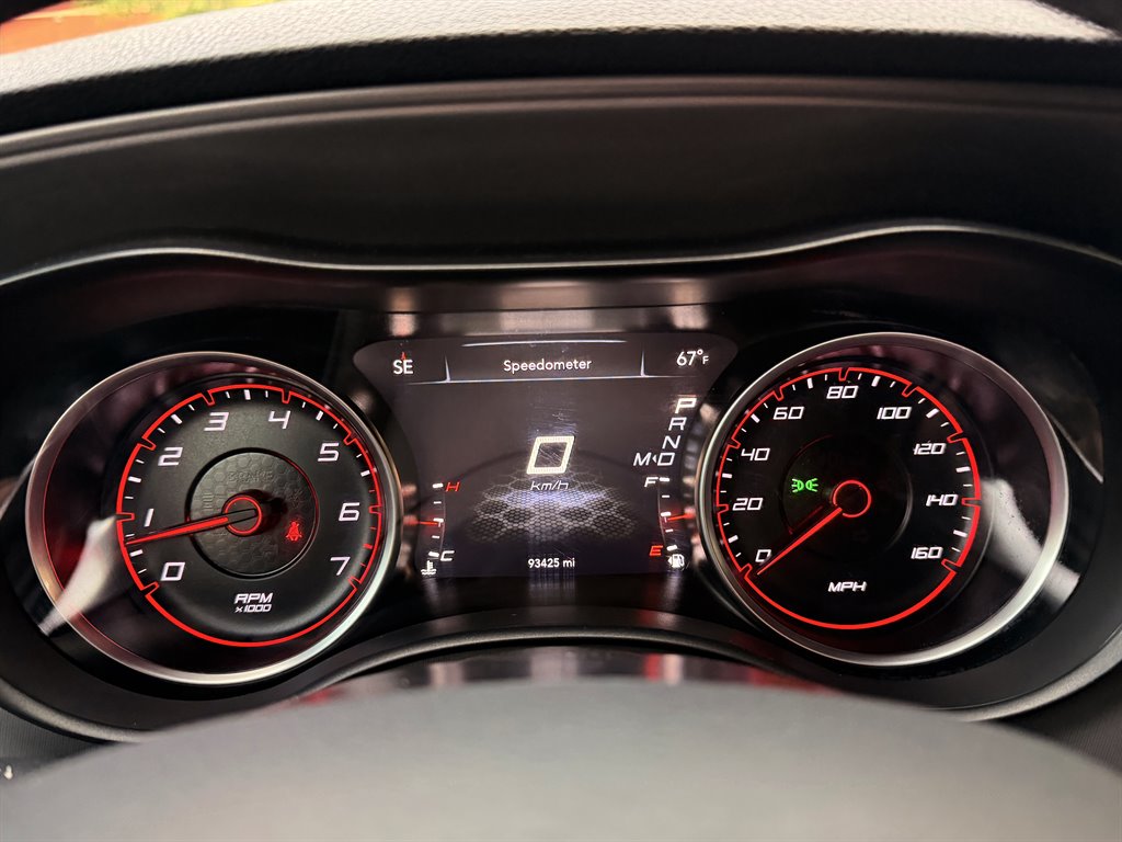 Dodge Charger photo 12