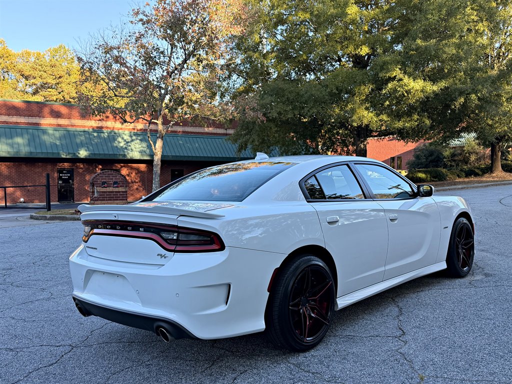 Dodge Charger photo 5