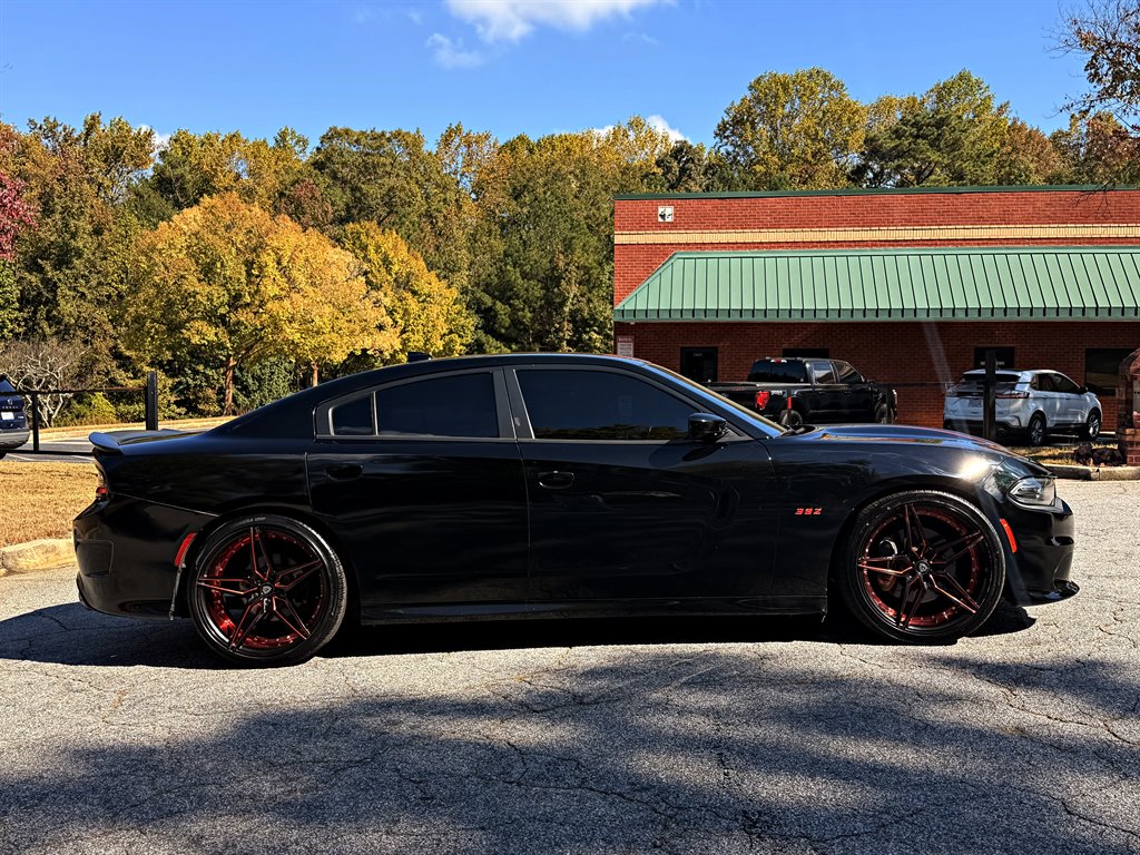 Dodge Charger photo 4