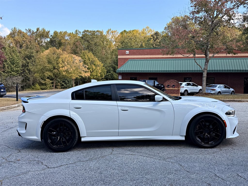 Dodge Charger photo 4