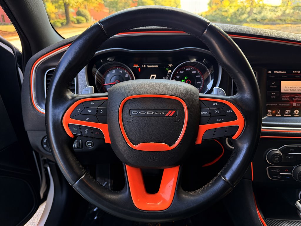 Dodge Charger photo 12
