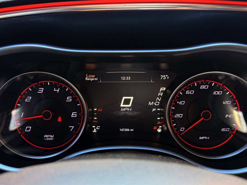 Dodge Charger photo 13