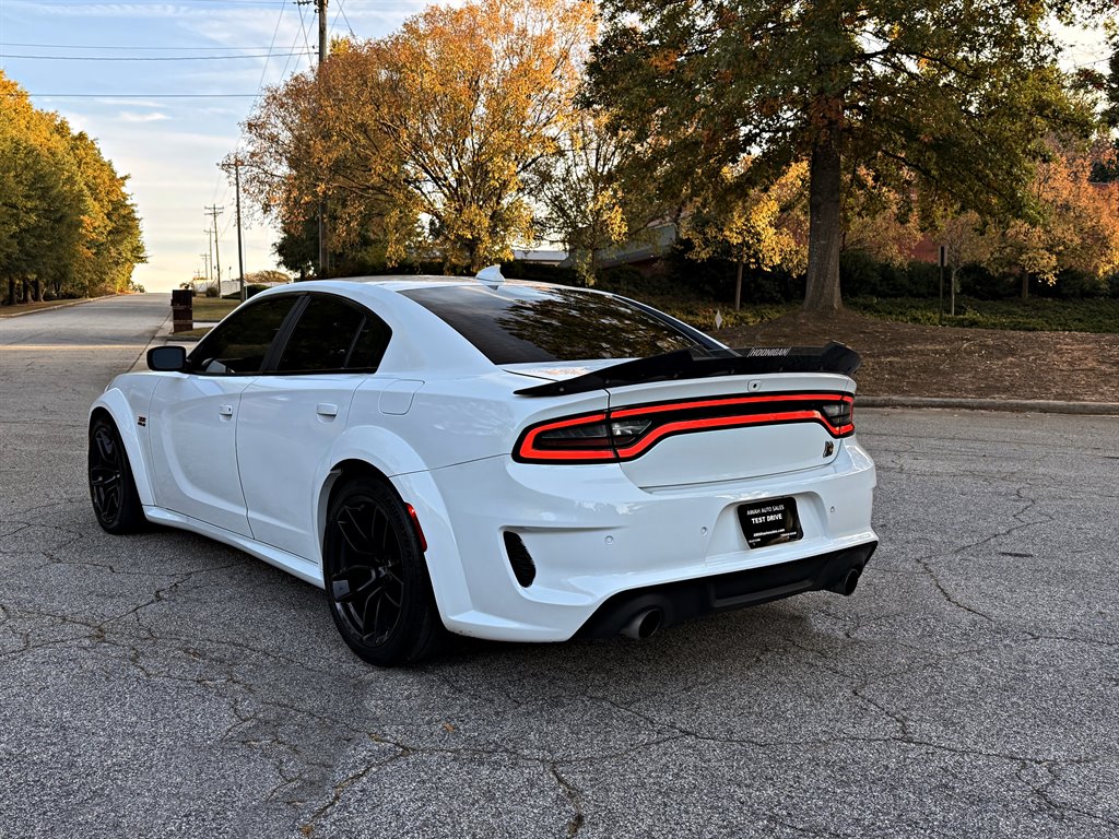 Dodge Charger photo 8