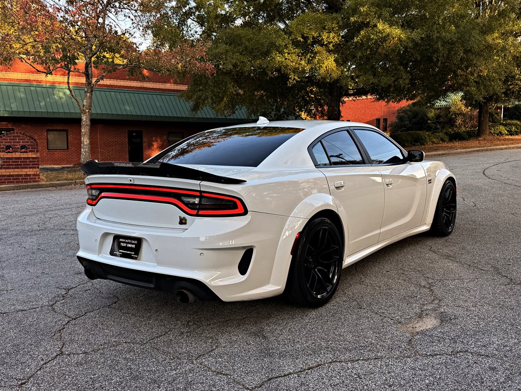 Dodge Charger photo 6