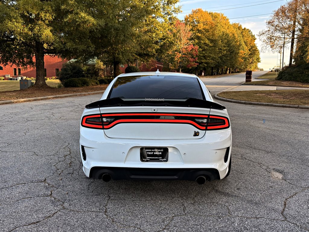 Dodge Charger photo 7